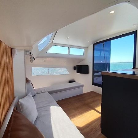 Barco Casa Catamara Sleepandboat Hotel FAO Eksteriør billede