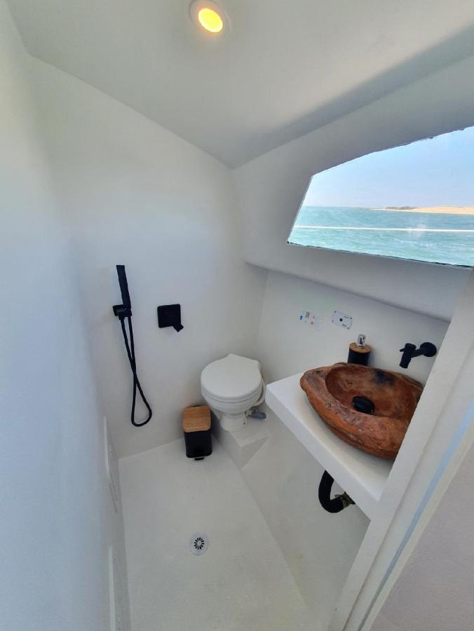 Barco Casa Catamara Sleepandboat Hotel FAO Eksteriør billede
